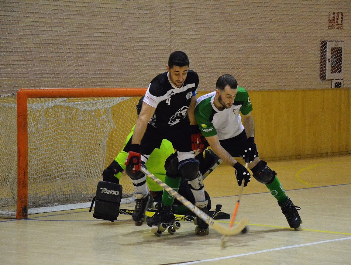 Selección de fotos del derbi navarro Iruña hockey - Oberena en la Rochapea